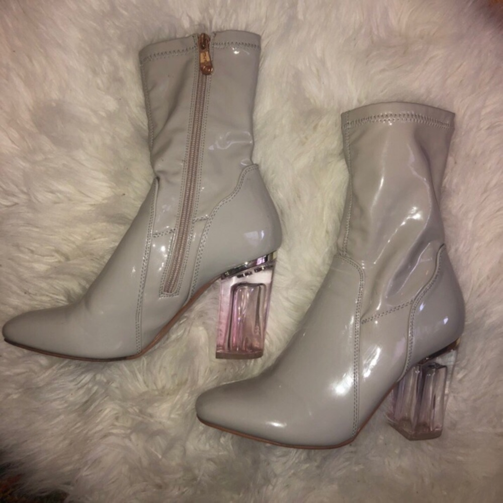 🌸 Patent Leather Booties w/ Clear Pink Heel 🌸